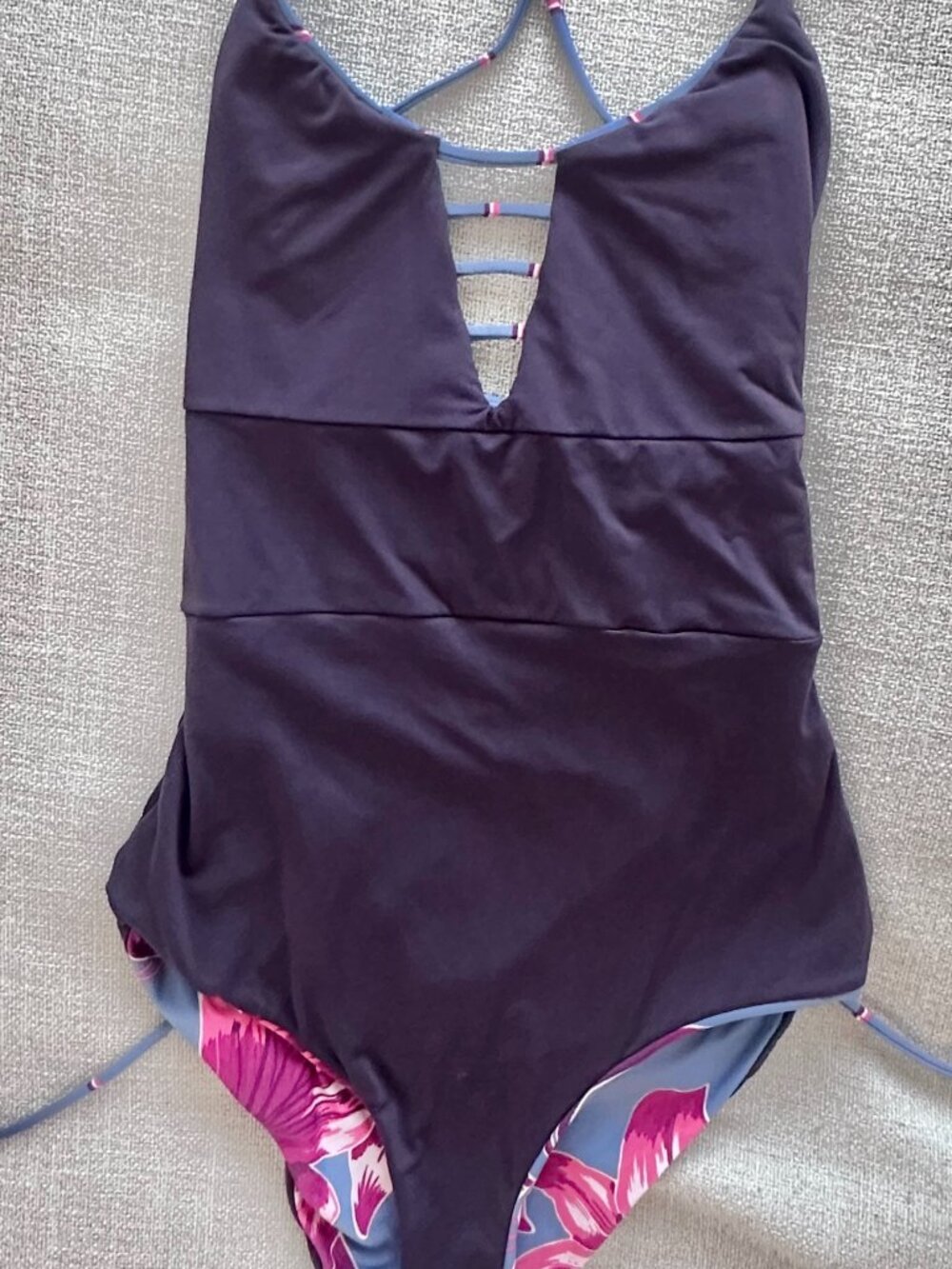 Maaji Reversible Floral Swimsuit ONE PIECE Lavender+Floral/Reversible Dark Purp